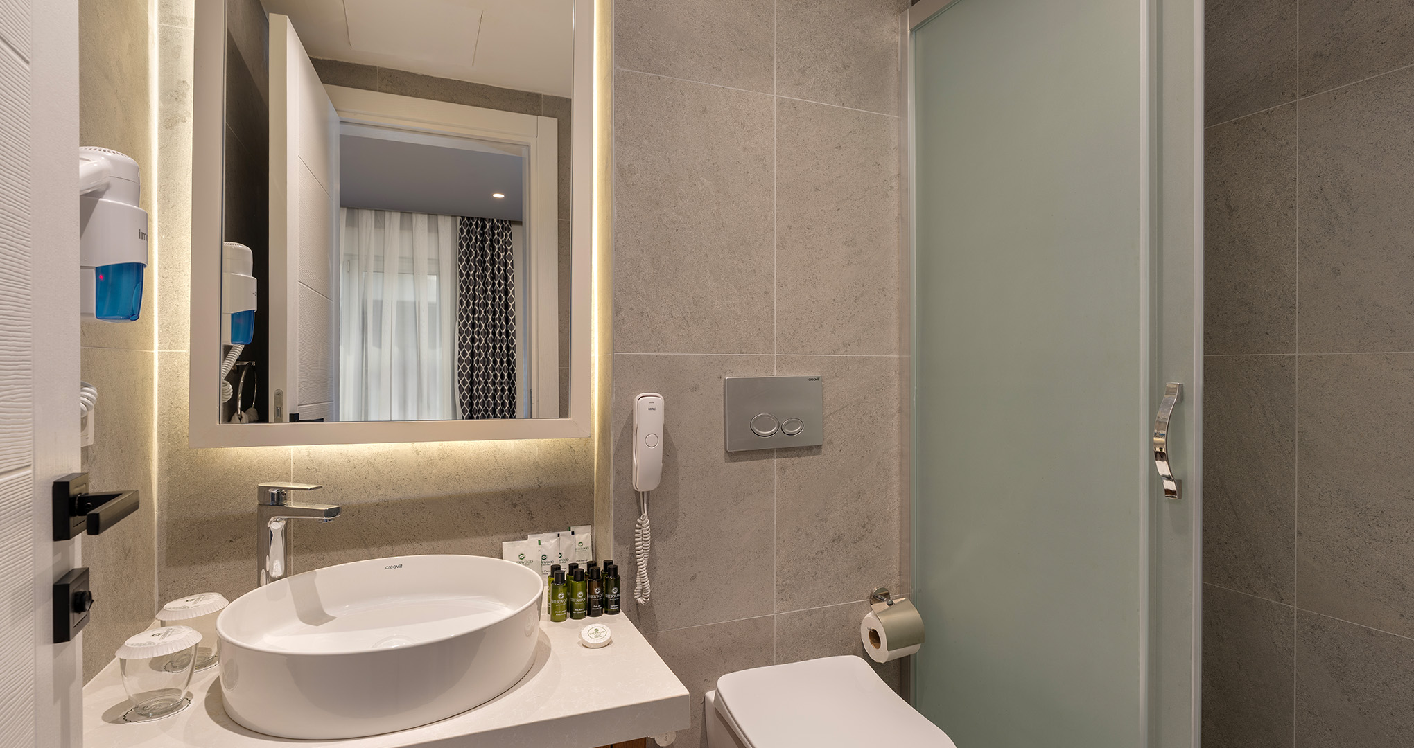 greenwood-suites-resort-konaklama-standart-pool-galeri-1.jpg